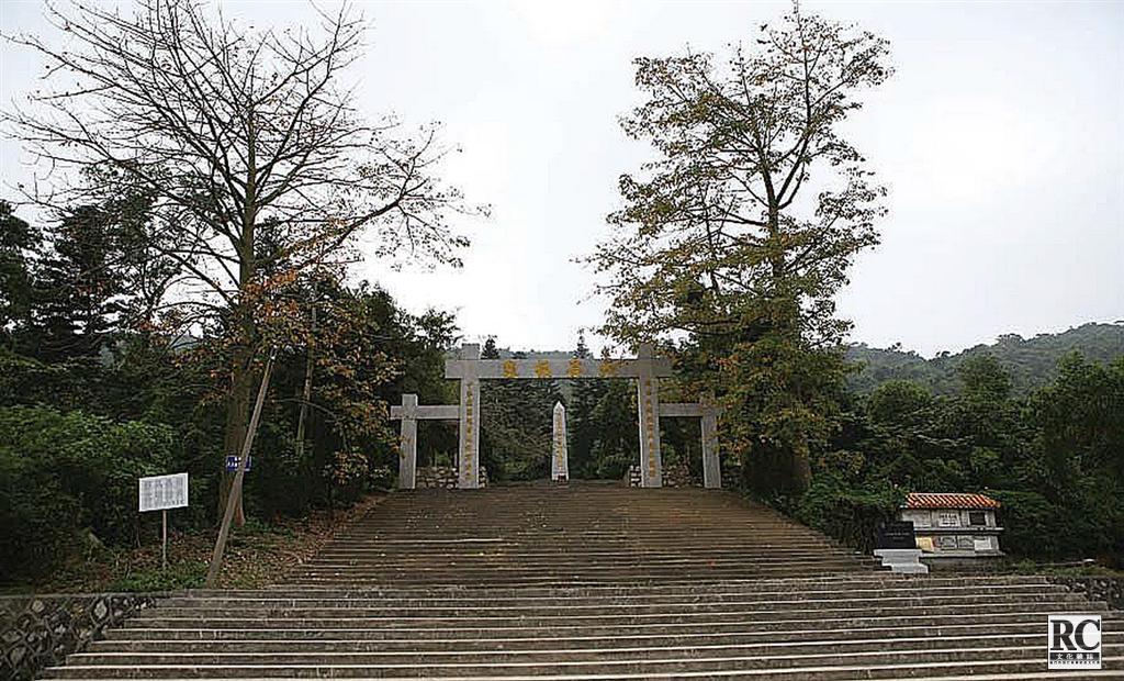 三灶島“萬人墳”(竹瀝村) 全景